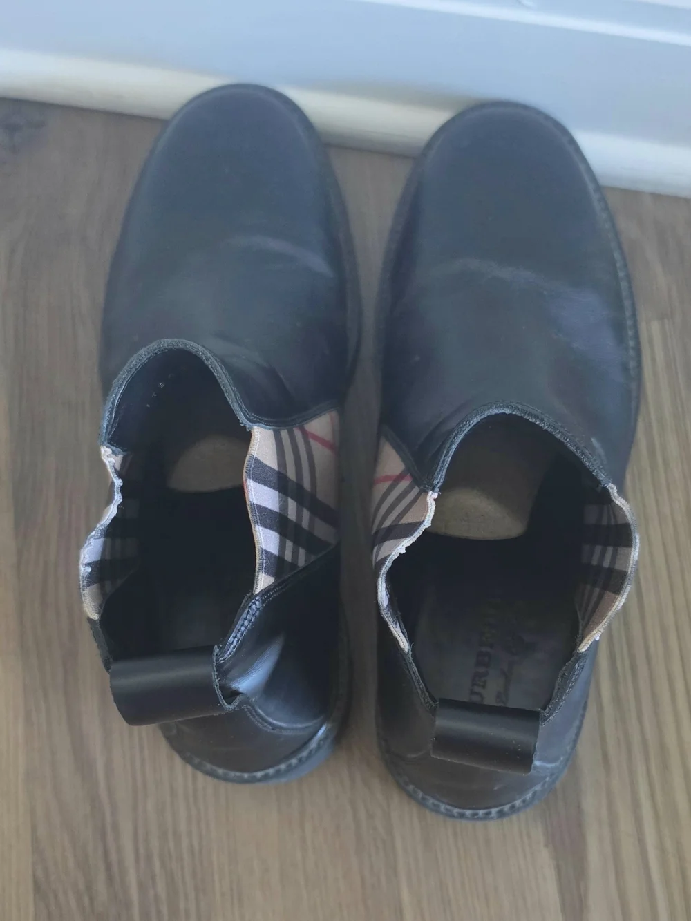 Men's Burberry Authentuc Black Leather & Check Chelsea Boots 10 (43)
